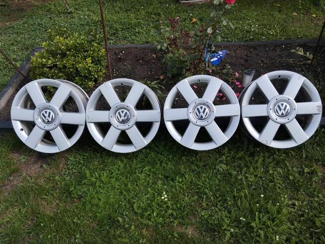Felgi Vw Audi Skoda Seat 16 5X100 6J ET35 8Z0-025H komplet