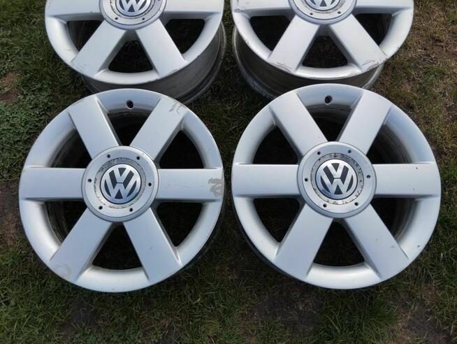 Felgi Vw Audi Skoda Seat 16 5X100 6J ET35 8Z0-025H komplet