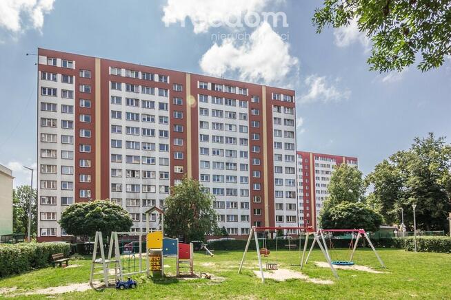 2 pokoje 39,2 m² do remontu, umeblowane, 1. piętro