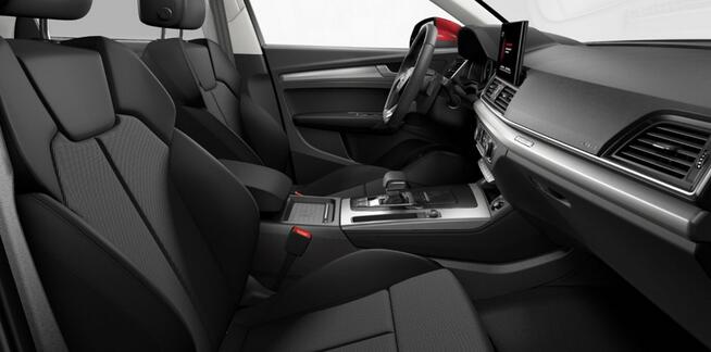 Audi Q5 MatrixLED_Hak_SoundSystem_CarPlay_Indukcja_3-strefy_Kamera_Tempomat
