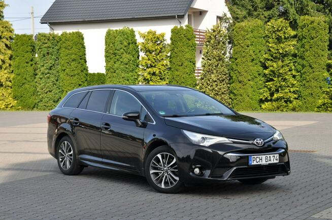 Toyota Avensis 2.0D-4D(143KM)*Lift*Led*Navi*Kamera*Klimatronik*Chrom*I Wł*Alu 17"ASO