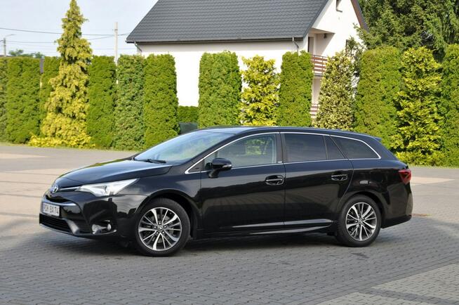 Toyota Avensis 2.0D-4D(143KM)*Lift*Led*Navi*Kamera*Klimatronik*Chrom*I Wł*Alu 17"ASO