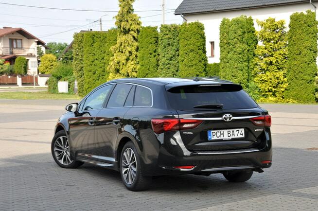 Toyota Avensis 2.0D-4D(143KM)*Lift*Led*Navi*Kamera*Klimatronik*Chrom*I Wł*Alu 17"ASO