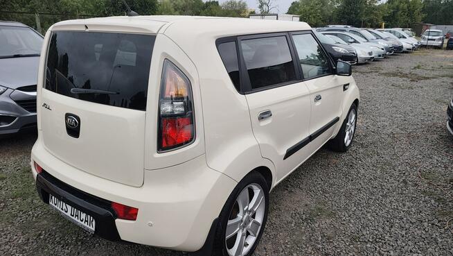 Kia Soul 1,6 MPi 126 KM 111 tys.km/1 właść/Alu/Parktronik