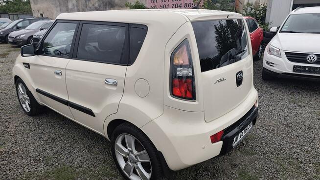 Kia Soul 1,6 MPi 126 KM 111 tys.km/1 właść/Alu/Parktronik