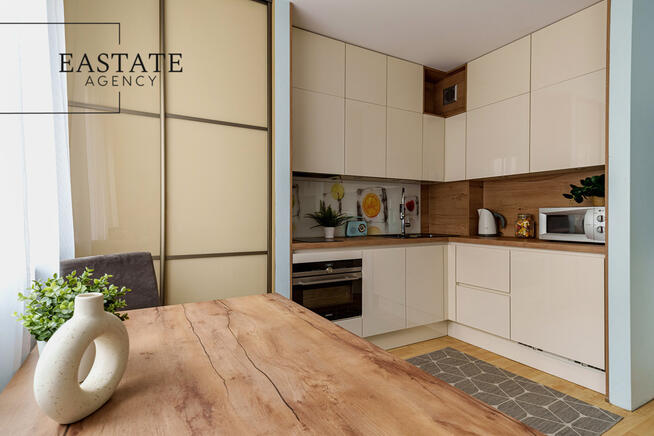 Włochy/studio/jasne, do wprowadzenia