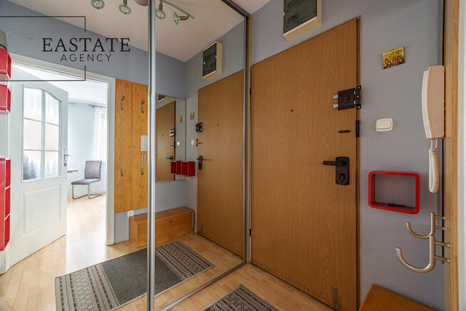 Włochy/studio/jasne, do wprowadzenia