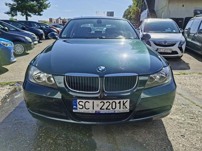 BMW 318 RWD, Klimatronic 2-stref., Podgrzewane fotele, Czujniki parkowania