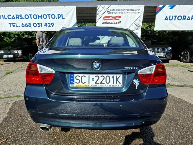 BMW 318 RWD, Klimatronic 2-stref., Podgrzewane fotele, Czujniki parkowania