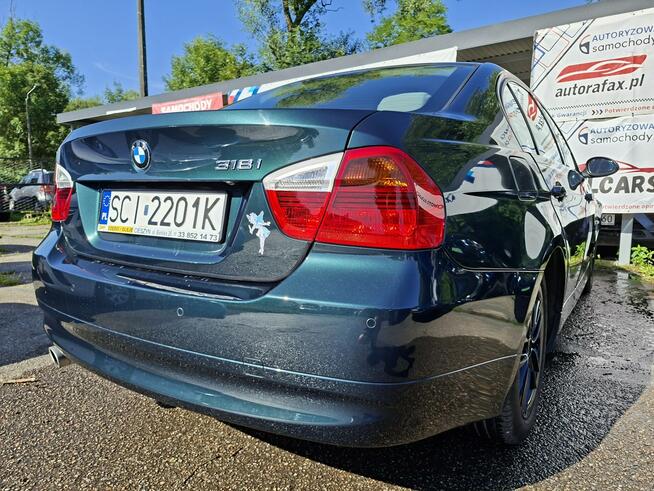 BMW 318 RWD, Klimatronic 2-stref., Podgrzewane fotele, Czujniki parkowania