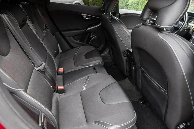 Volvo V40 Kinetic 2.0d 177KM ! Manual ! Serwisowany ! Super Stan ! Opłacony !