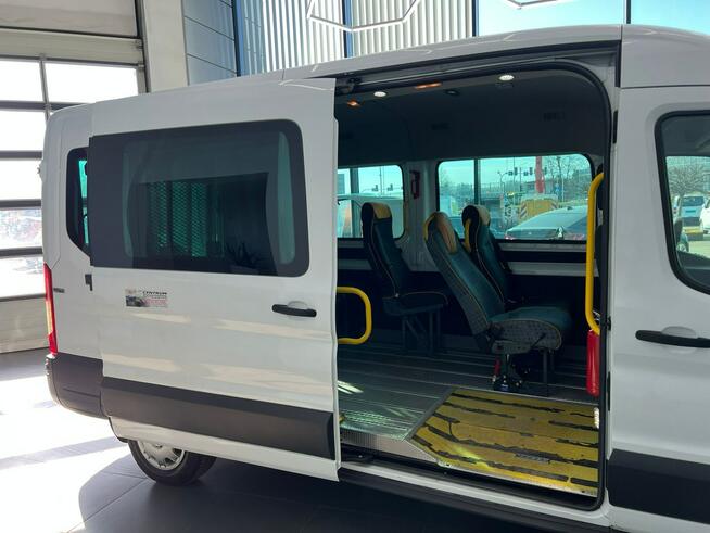 Ford Transit 2.2 TDCi / 9 Lub 7 Miejsc / RAMPA / Inwalidzi