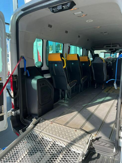 Ford Transit 2.2 TDCi / 9 Lub 7 Miejsc / RAMPA / Inwalidzi