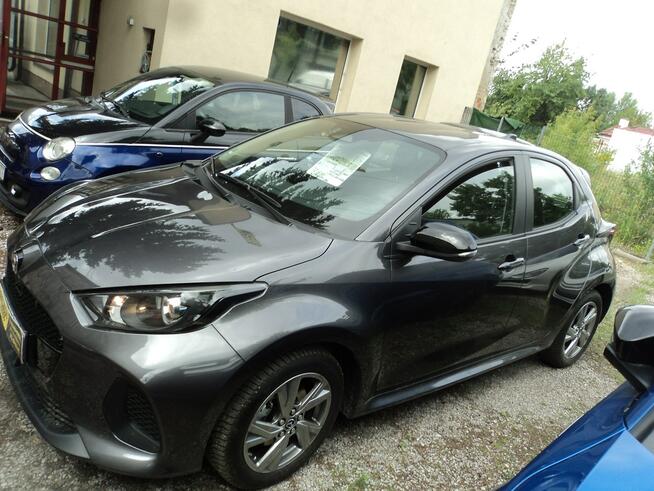 Mazda 2 Hybrid sprzedam ładną nową MAZDE 2 Z 2024R HYBRYDA TYLKO 7 TYŚ KILOMETRÓW
