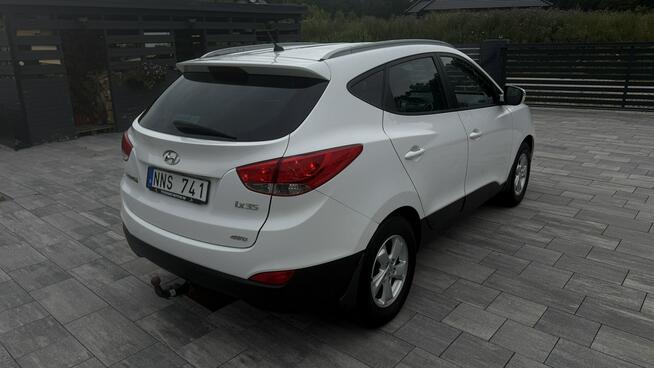 Hyundai ix35 2.0i16v automat 4x4 pół skóry 2 x klimatronik full serwis 1.r.gwarancj