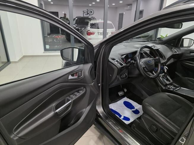 Ford Kuga 4X4 ST BLACK / Navi / Kamera / Roczna Gwarancja GetHelp w cenie