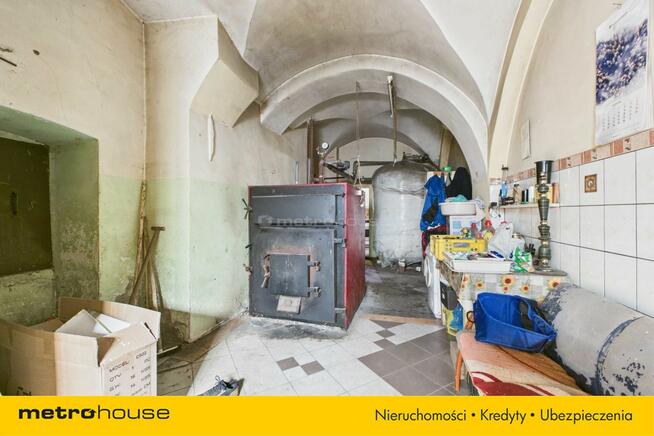 Przypałacowy folwark w Zagrodnie na 1,5 ha gruntu