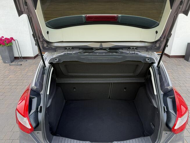 Ford Focus 12r. 1.0 benzyna bezwypadkowy bogata wersja