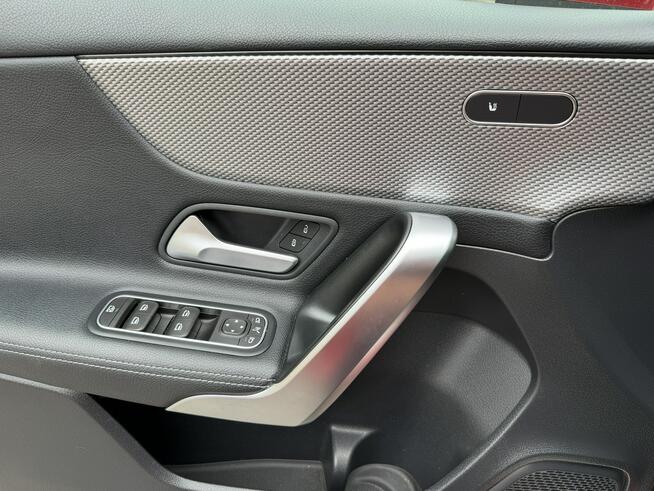 Mercedes A 200 A200 W177 Pali Jeździ