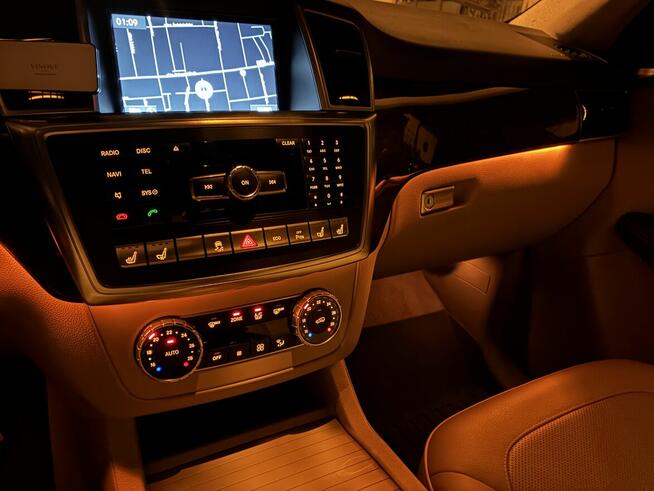 Mercedes-Benz ML 350 BlueTEC 4MATIC | Salon Polska