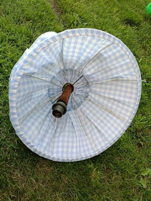 Lampa wisząca PRL retro z materiałowym kloszem niebieska kra