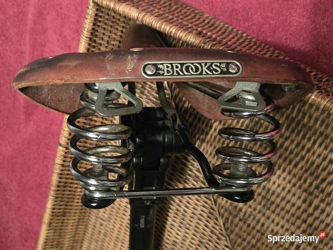 Siodełko BROOKS B67+Amortyzowana sztyca SR Suntour NCX