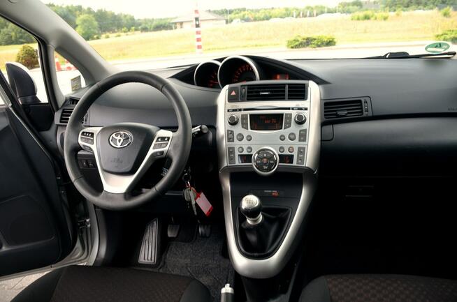 Toyota Verso 2,0Diesel*126KM*Climatronic*Panorama dach*Niemcy
