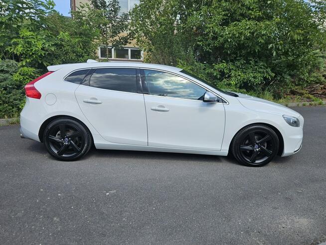 Volvo V40 R-Design* Bardzo Ładne i Zadbane* Rok GWARANCJI