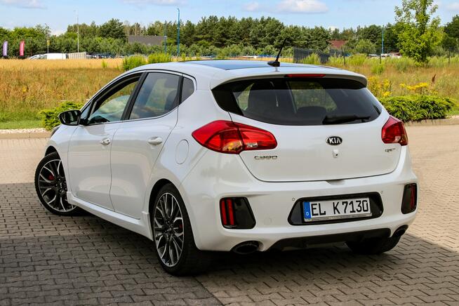 Kia Cee'd GT 204KM Recaro Kamera Panorama Ksenon Navi Pół Skóry System Pasa