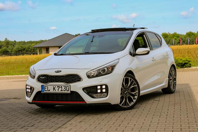 Kia Cee'd GT 204KM Recaro Kamera Panorama Ksenon Navi Pół Skóry System Pasa