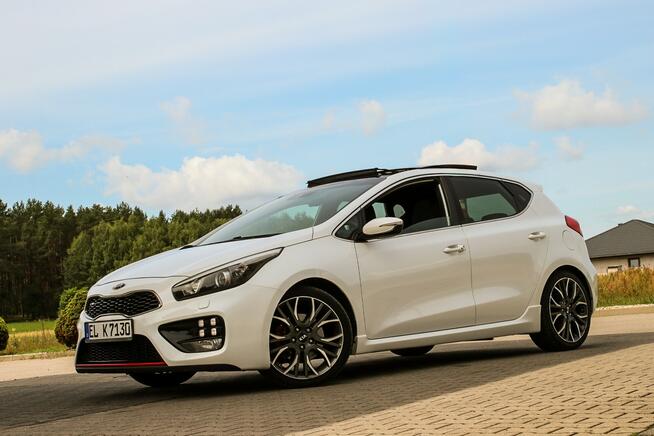 Kia Cee'd GT 204KM Recaro Kamera Panorama Ksenon Navi Pół Skóry System Pasa