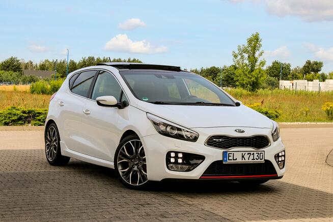 Kia Cee'd GT 204KM Recaro Kamera Panorama Ksenon Navi Pół Skóry System Pasa