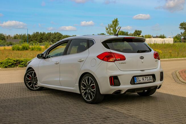 Kia Cee'd GT 204KM Recaro Kamera Panorama Ksenon Navi Pół Skóry System Pasa
