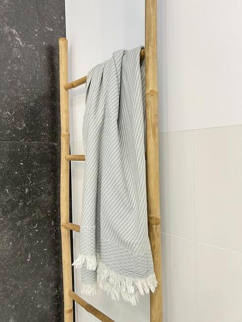 FERIS - Twój codzienny dotyk luksusu w domowym SPA - Ręcznik