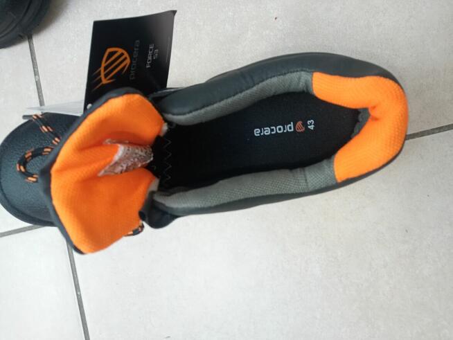 Sprzedam buty robocze męskie