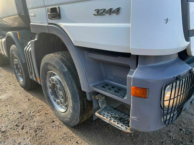 Skup aut TOYOT HIACE, COROLLA,LAND-CRUISER, HILUX 511-268-711