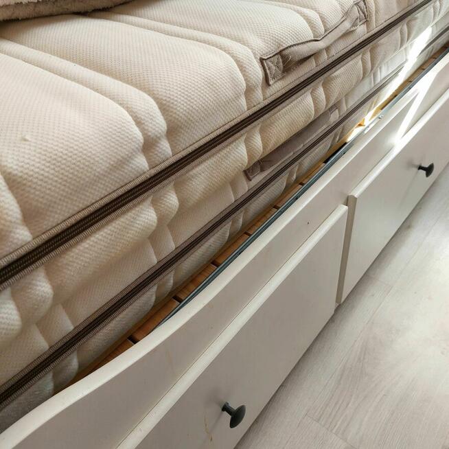 Łóżko rozkładane Hemnes plus szafa 2 drzwiowa Brimnes Ikea.