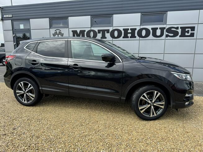Nissan Qashqai "N-Connecta"