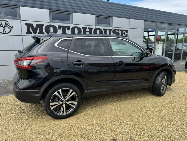 Nissan Qashqai "N-Connecta"