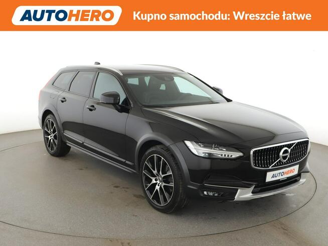 Volvo V90 Cross Country 4x4 automat skóra full LED navi grzane fotele kamera i czujniki parkow