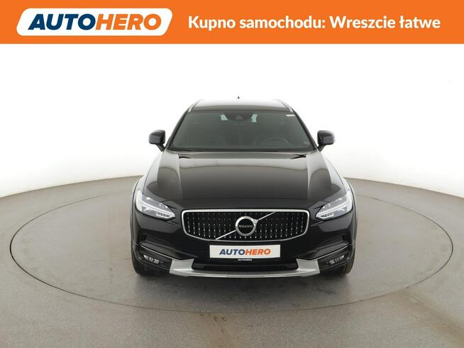 Volvo V90 Cross Country 4x4 automat skóra full LED navi grzane fotele kamera i czujniki parkow