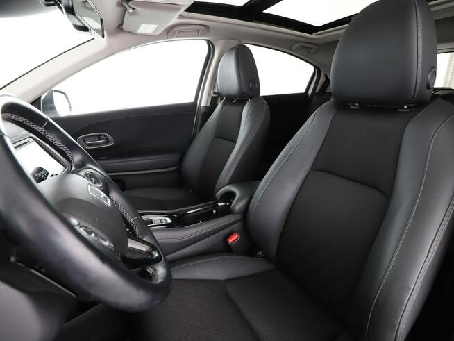 Honda HR-V Executive automat panorama navi grzane fotele LED kamera póskóra tempo