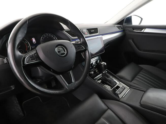 Škoda Superb 4x4 DSG navi klima auto grzane fotele czujniki parkowania
