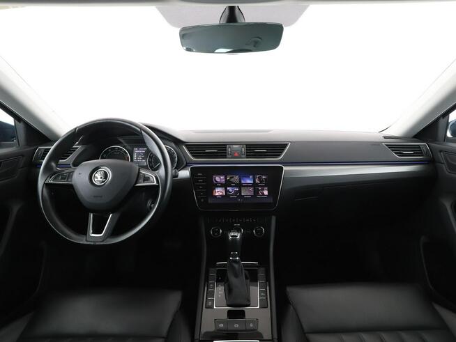 Škoda Superb 4x4 DSG navi klima auto grzane fotele czujniki parkowania