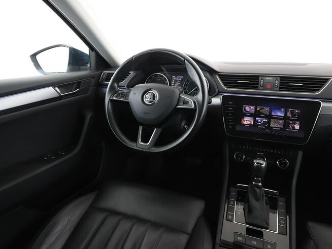 Škoda Superb 4x4 DSG navi klima auto grzane fotele czujniki parkowania