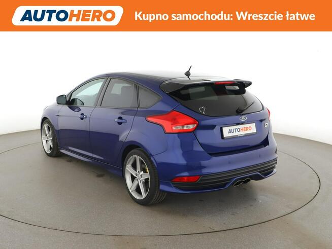 Ford Focus bixenon/LED Recaro klima auto grzane fotele i kierownica grzana szyba