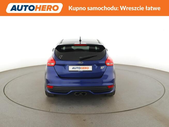 Ford Focus bixenon/LED Recaro klima auto grzane fotele i kierownica grzana szyba