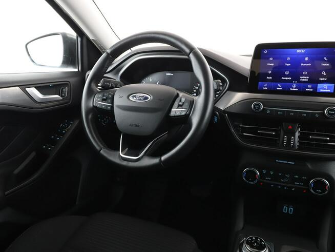 Ford Focus automat klima auto navi grzane fotele kierwonica i szyba pzrednia