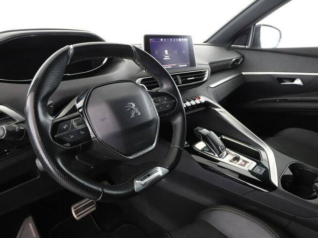 Peugeot 5008 7 os. automat full LED półskóra navi virtual cocpit kamery