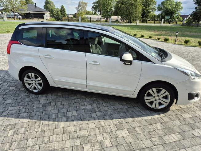Peugeot 5008 1.6hdi navigacja panorama hed ap 7 foteli oryginał pełny 2016